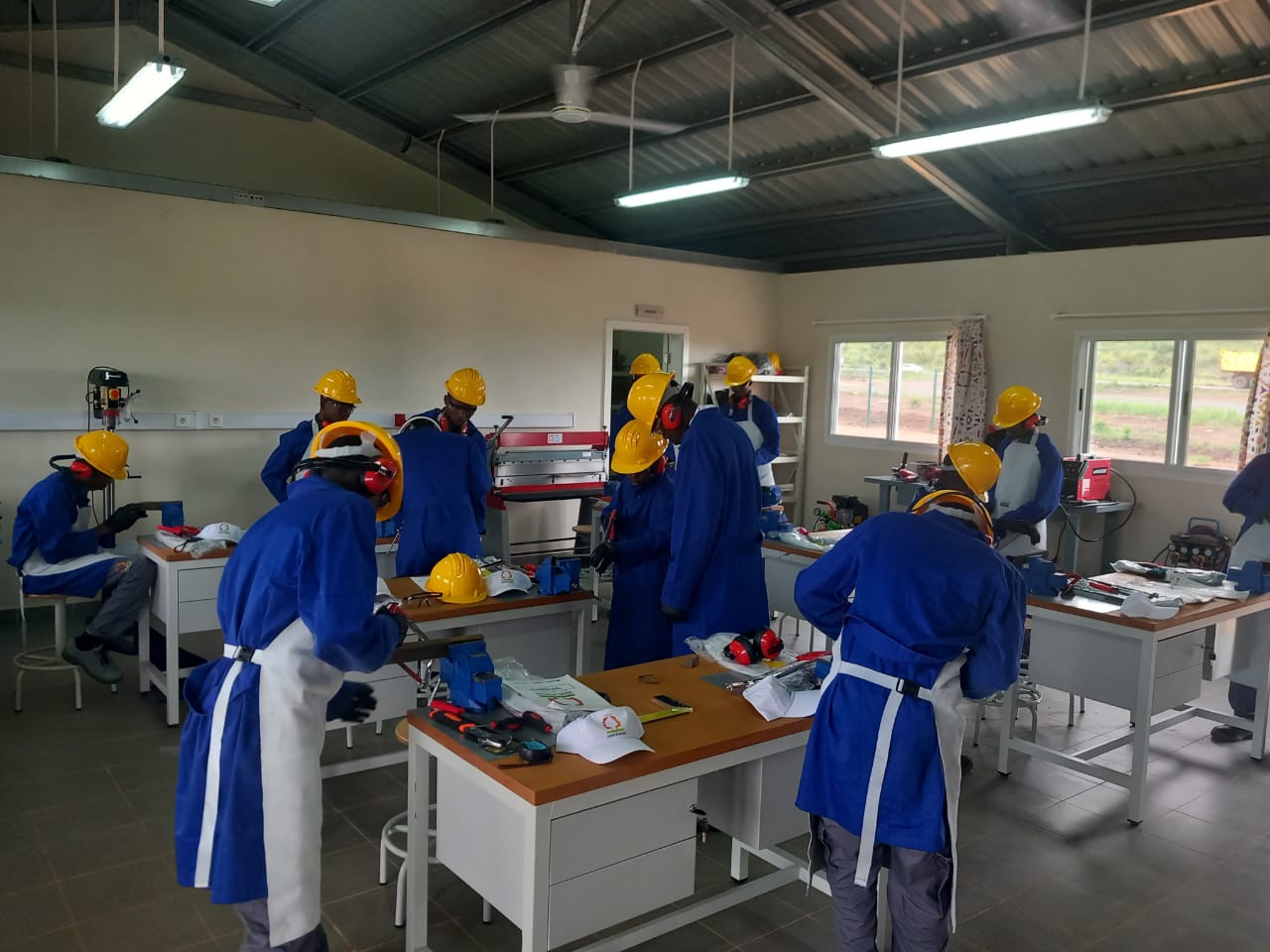 Jovens satisfeitos com as condições da Cidadela