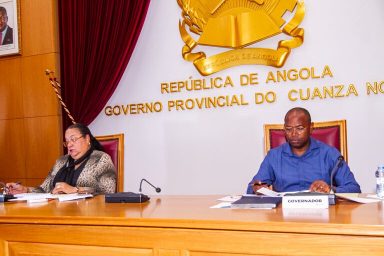 Executivo quer aprovar tabela salarial única ainda este ano