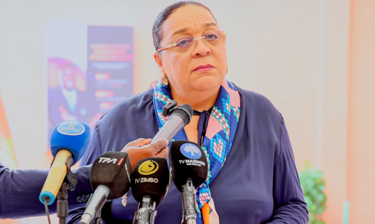 Teresa Rodrigues Dias reinaugura Serviços Provinciais do INSS de Icolo e Bengo em função da Nova Divisão Político-Administrativa